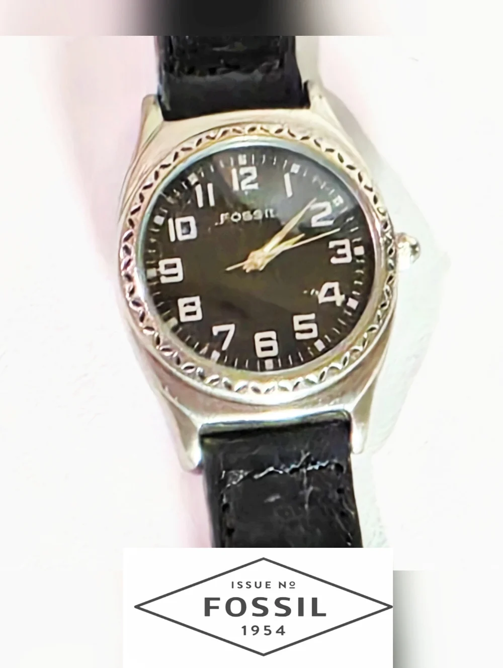 VINTAGE FOSSIL WATCH. W GENUINE LEATHER BAND. WILL INSTALL BATTERY B4 SHIPPING